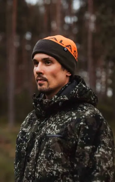 Alaska Reversible Beanie Brown/Black